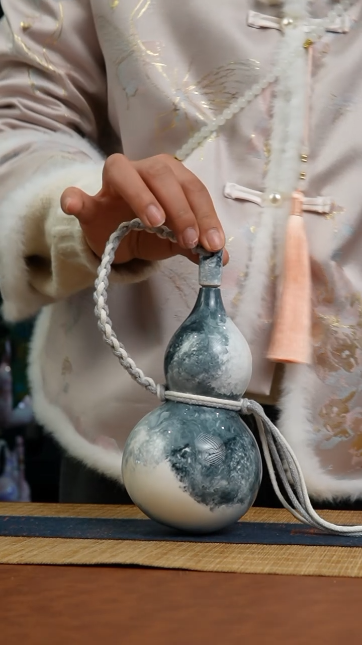 113号 天然热水酒葫芦 一物一拍（有瑕介意勿拍）