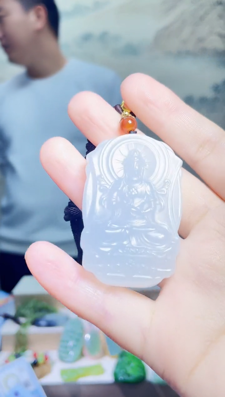 颈饰未镶嵌和田玉小***$1