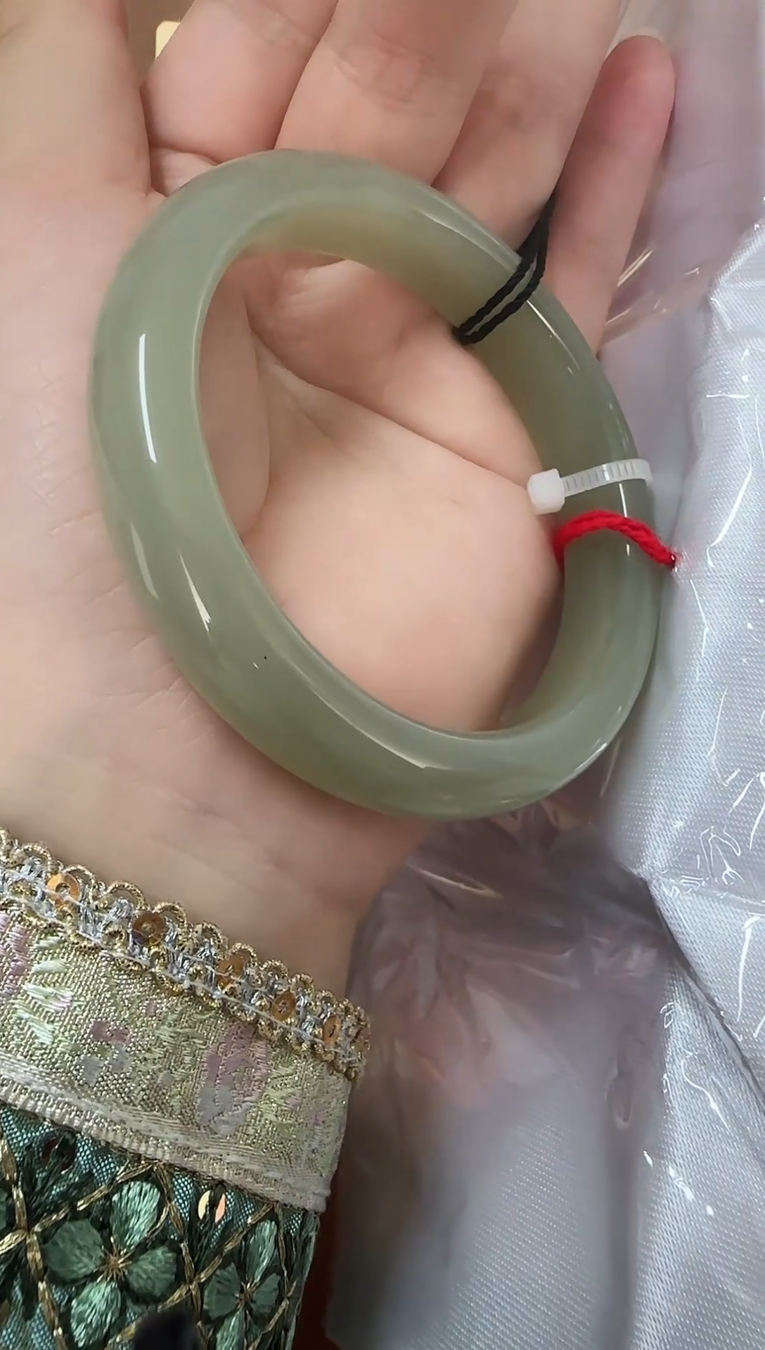 未镶嵌手镯和田玉（糖玉）2