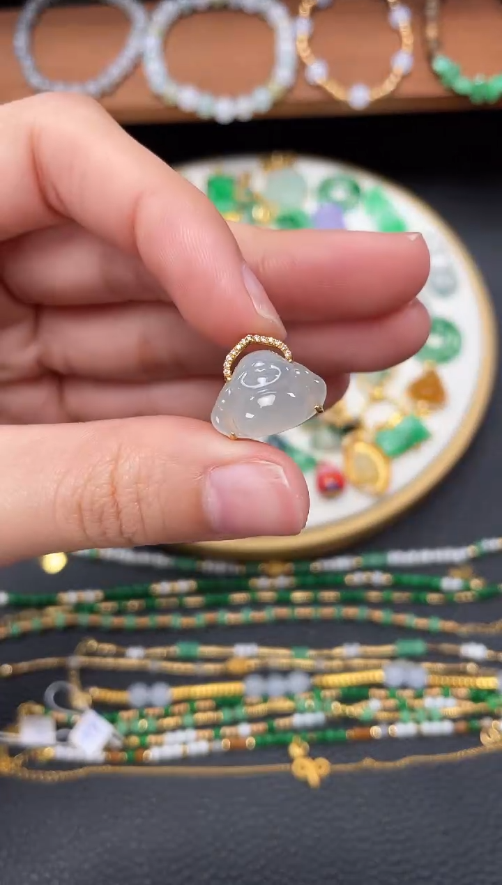 【闪购商品】翡翠吊坠(不含链)18K金镶嵌一个   JK678