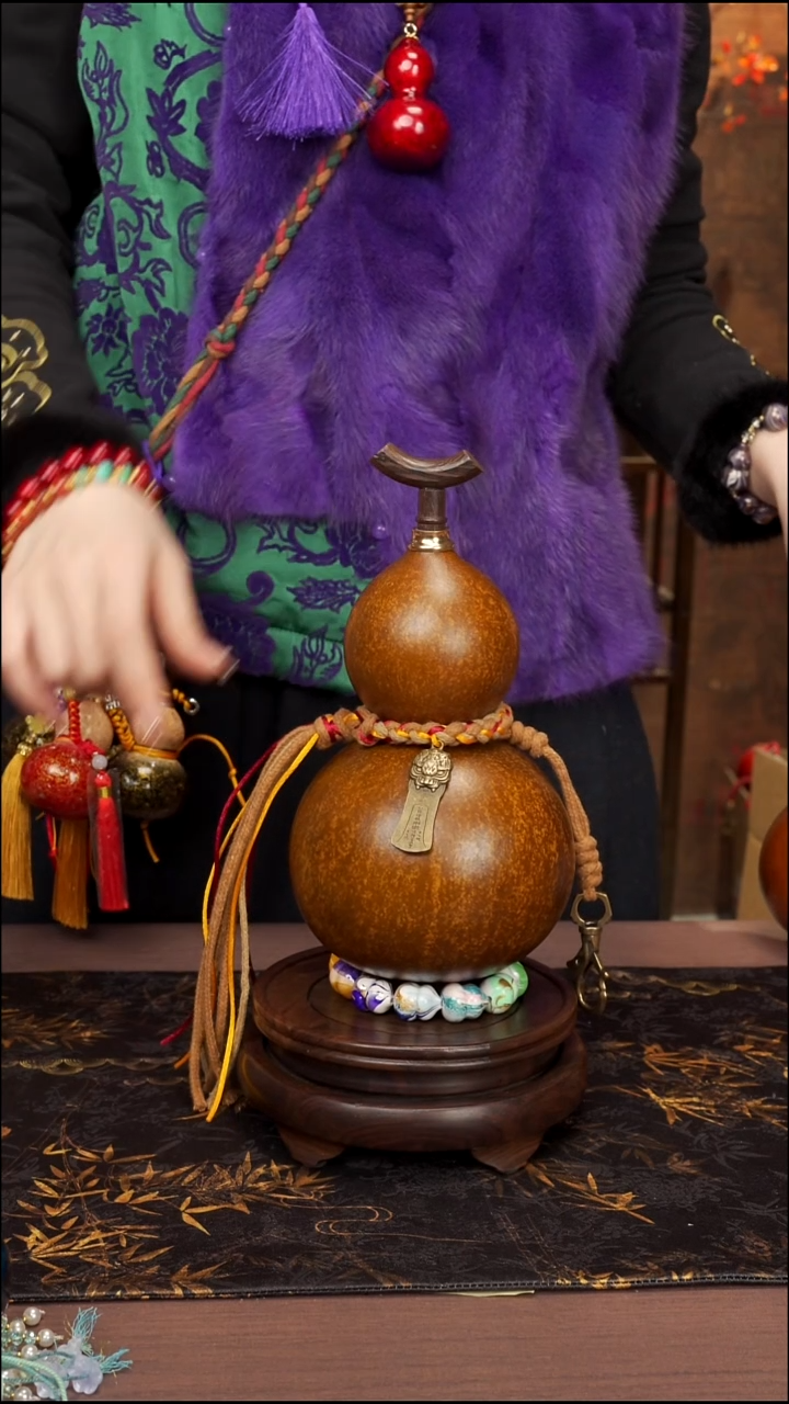 474--大漆开口小葫芦----168