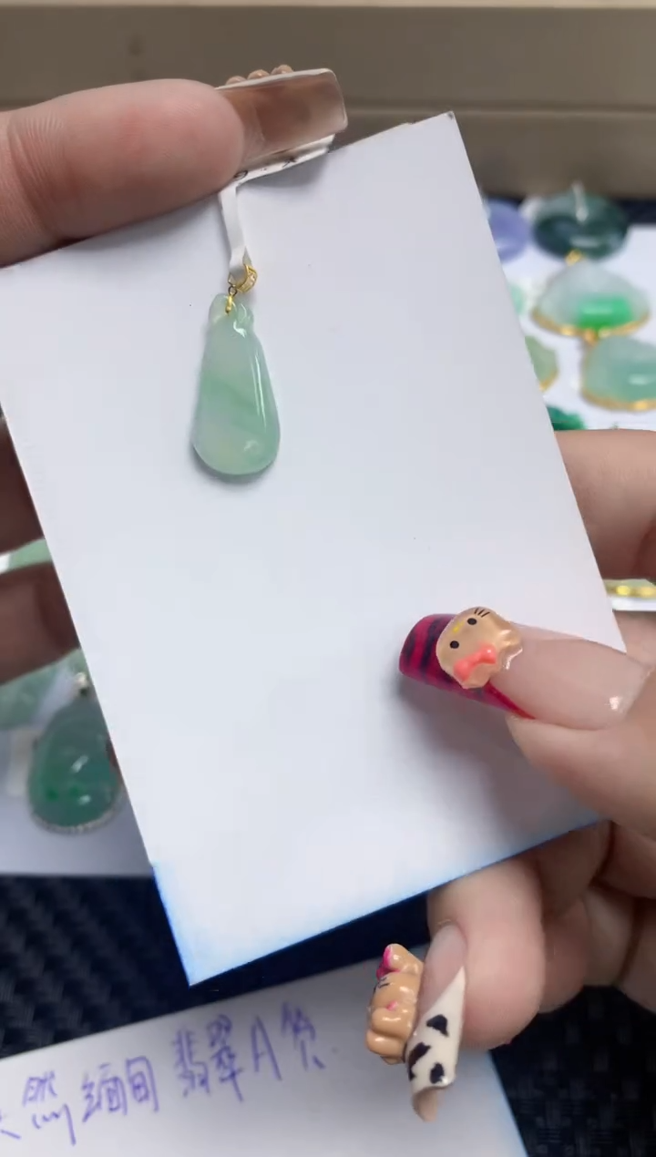 【闪购商品】翡翠颈饰18K金镶嵌21天然A货翡翠