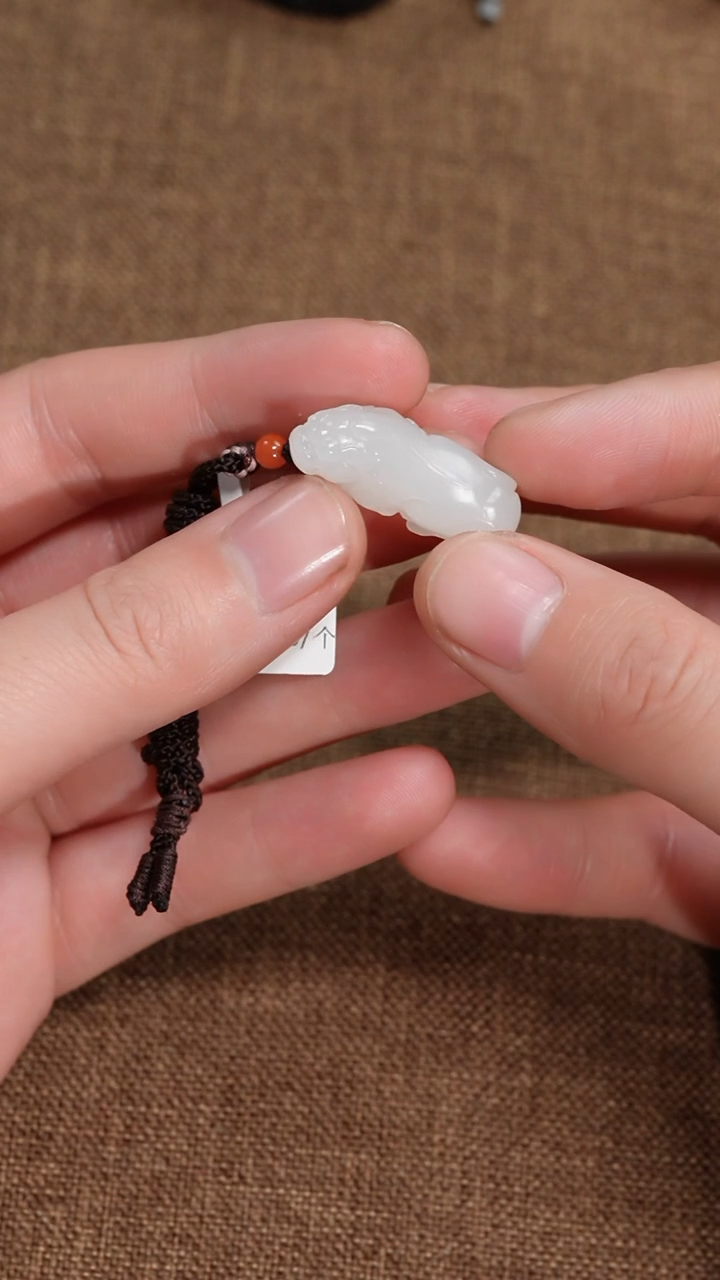 【闪购商品】和田玉颈饰未镶嵌0