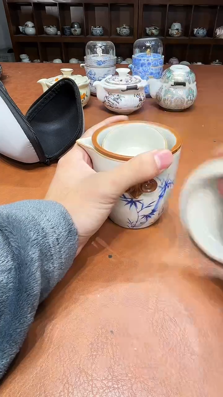 高雅艺术瓷简单清