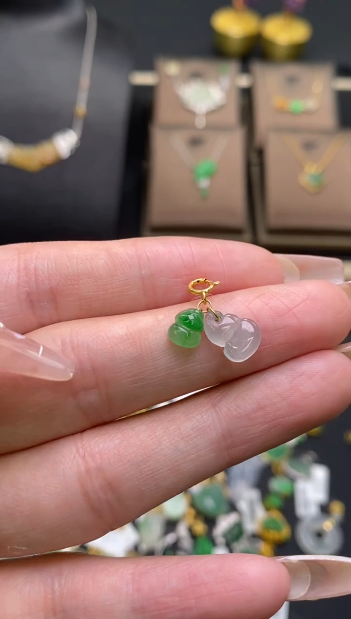 【闪购商品】翡翠颈饰18K金镶嵌净货18502