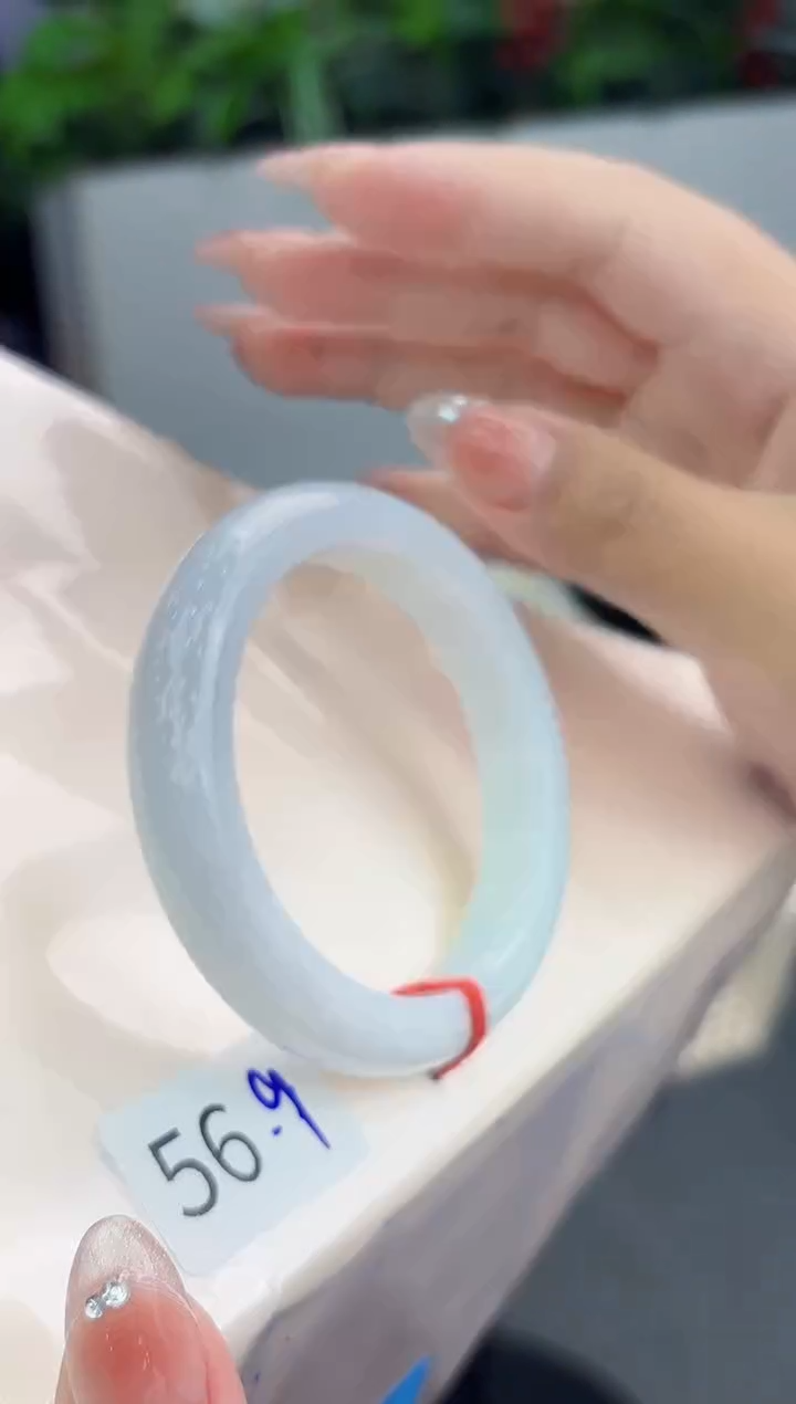 【闪购商品】翡翠手镯未镶嵌翡翠手镯