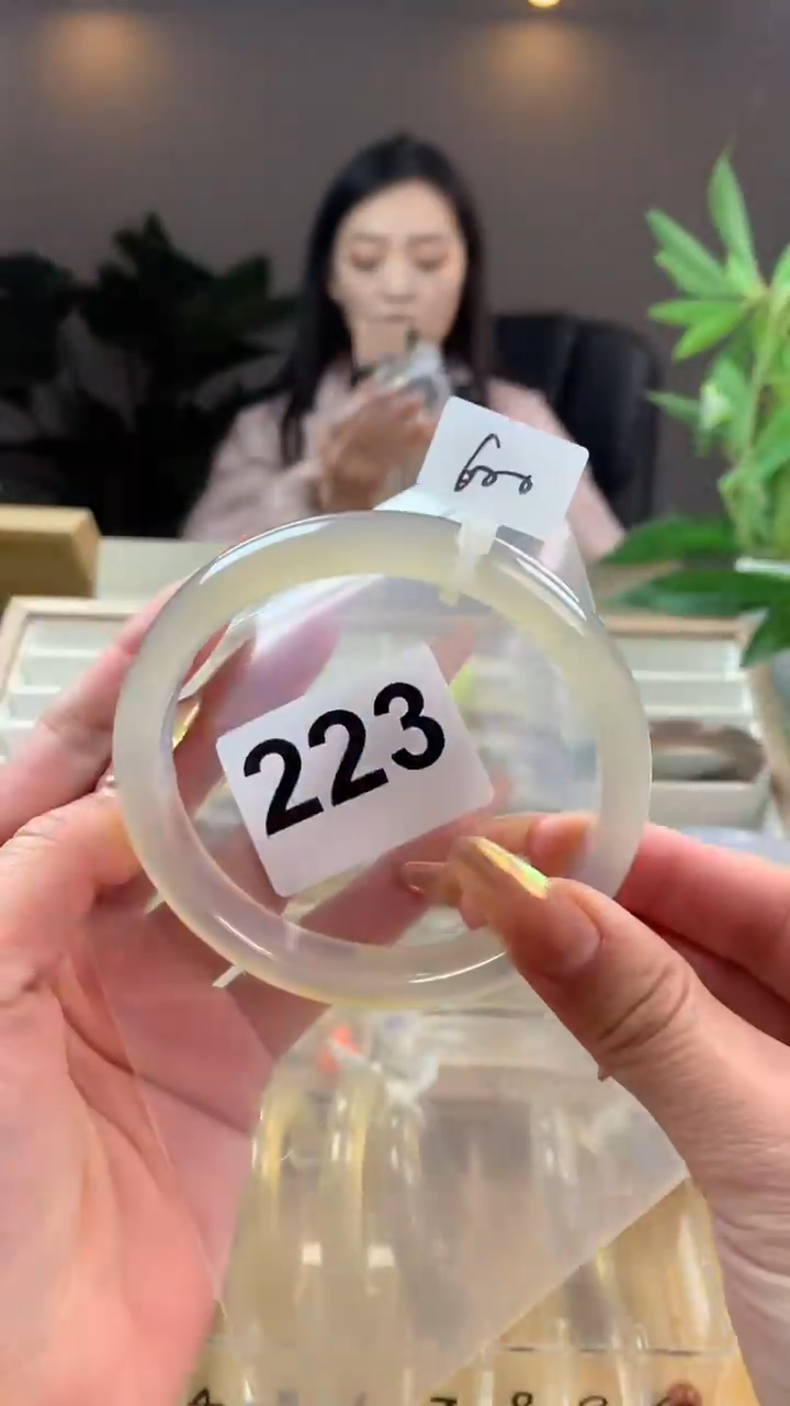 【闪购商品】玛瑙/玉髓手镯未镶嵌223