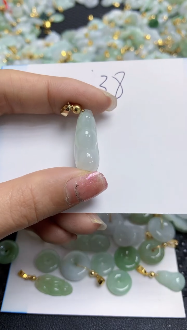 【闪购商品】翡翠颈饰合金天然翡翠A货