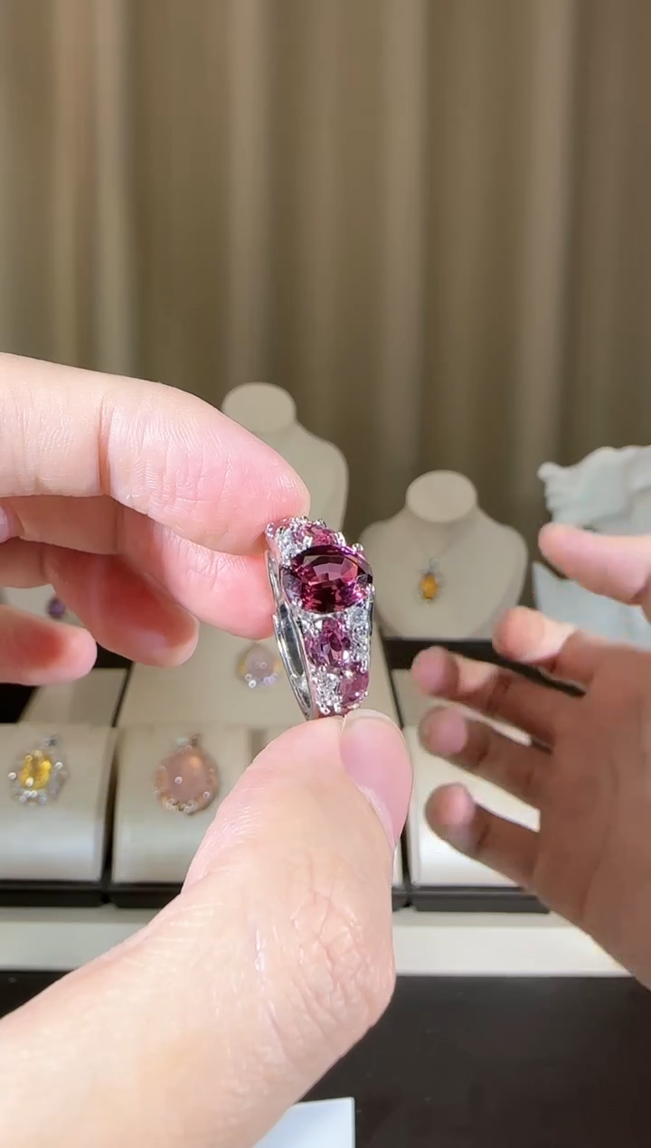 【闪购商品】石榴石戒指银S925镶嵌设计款