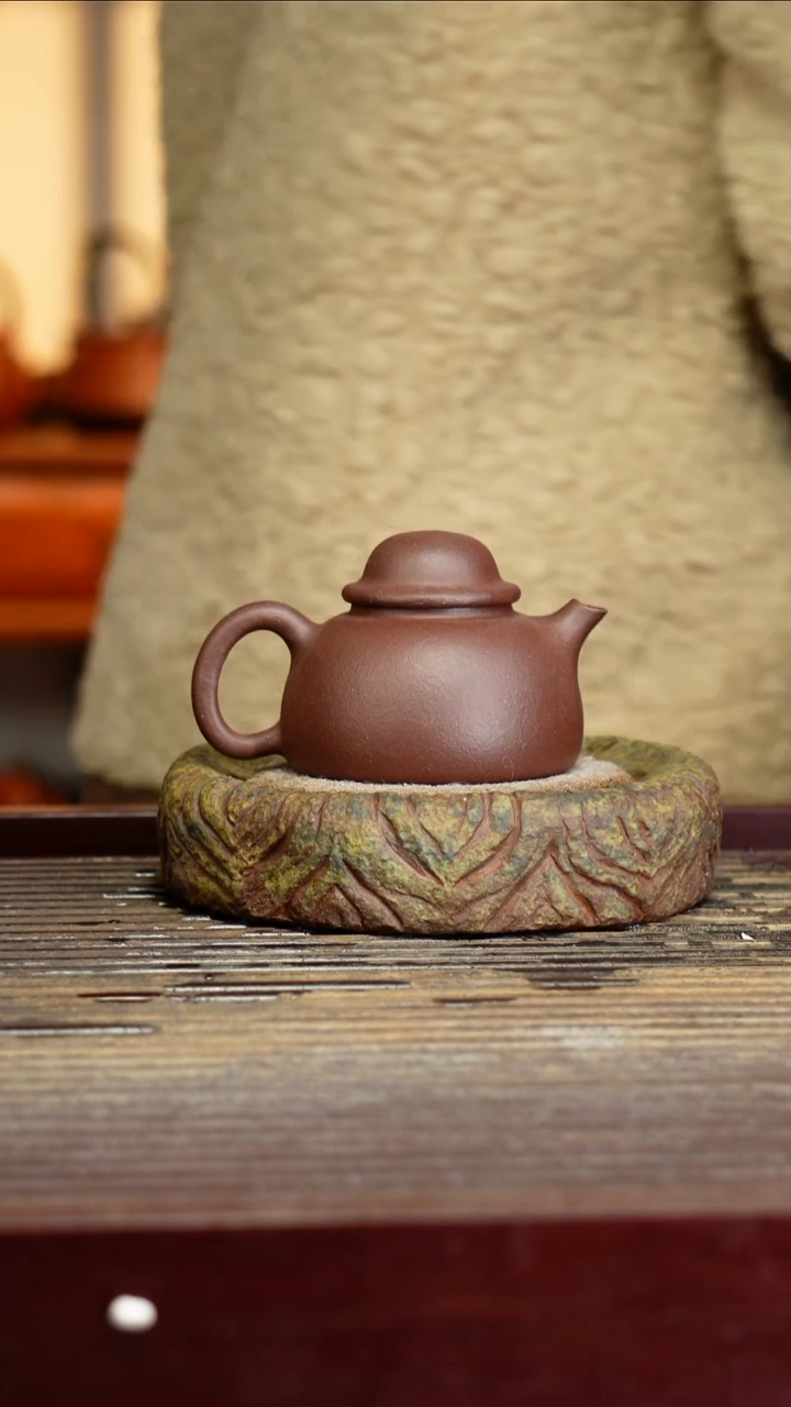 宜兴原矿紫砂壶茶壶宜兴原矿紫砂壶茶壶120C