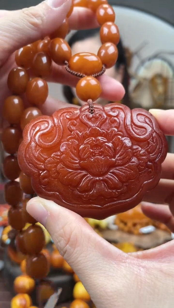 【闪购商品】琥珀裸石未镶嵌首饰 假1赔4 （多样性发货1件