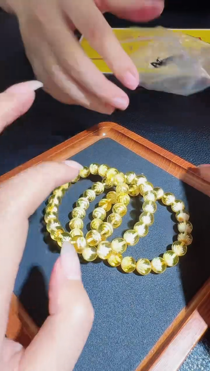 【闪购商品】琥珀裸石未镶嵌手串-多样性发货只发一件