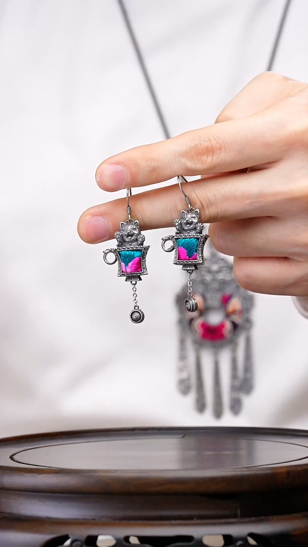 【闪购商品】刺绣黔东南苗族刺绣A223