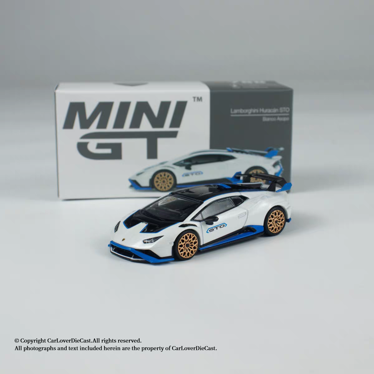 MINIGT 788兰博基尼STO Bianco Asopo合金车模1/64小比例模型摆件