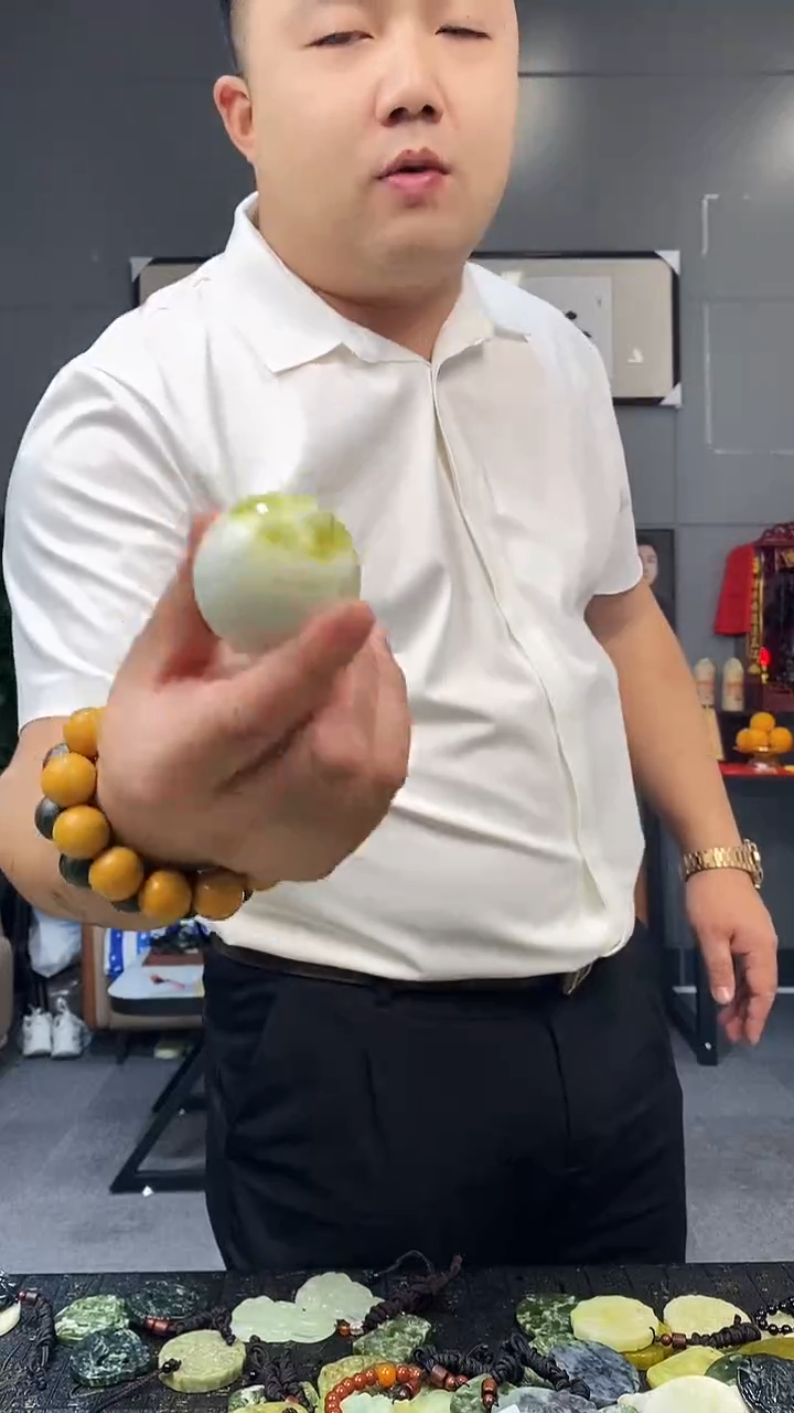 未镶嵌蛇纹石玉其他天然岫玉（多样性发其中之一）