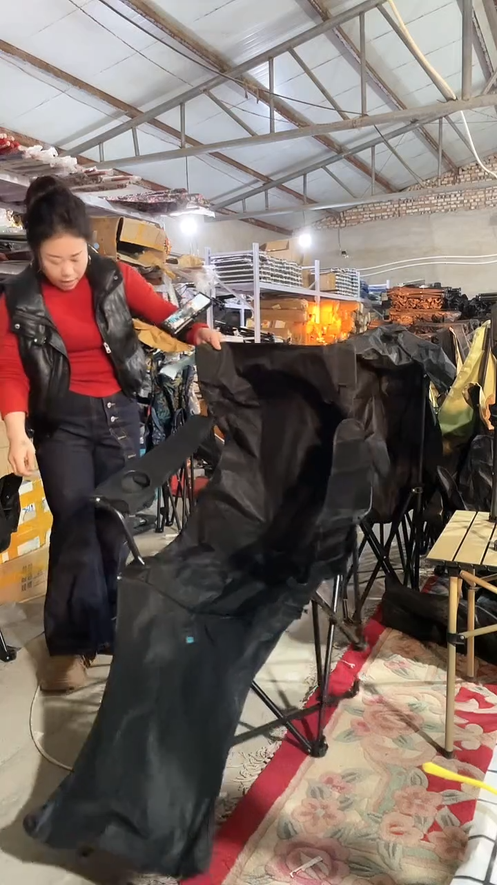 铁瑕疵不售后椅子 16