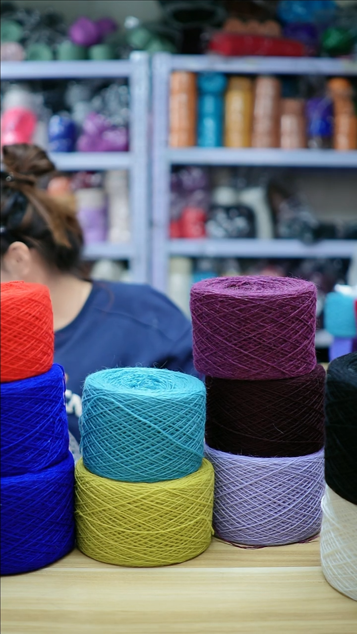 羊绒欢姐手编线A703