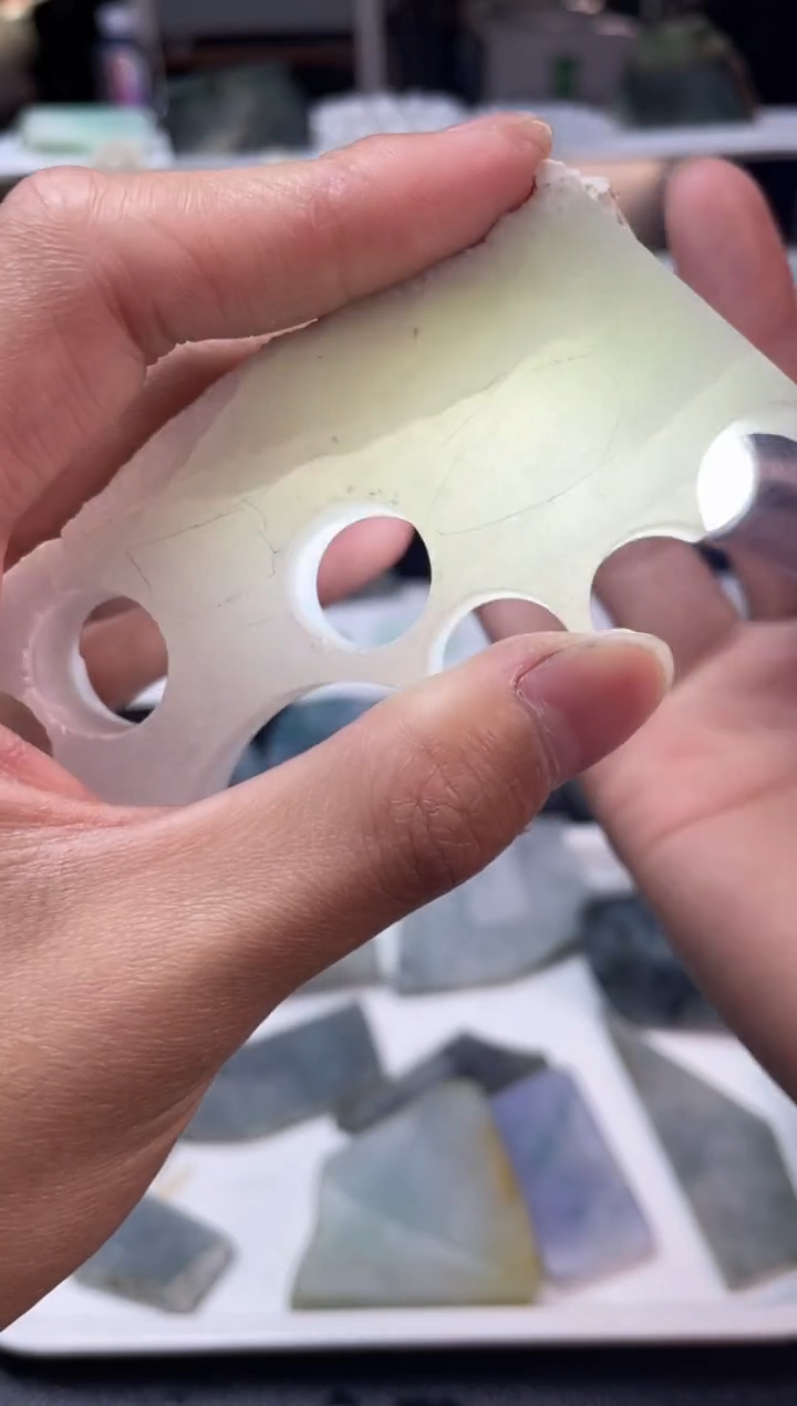 【闪购商品】翡翠挂件未镶嵌Z 翡翠片料