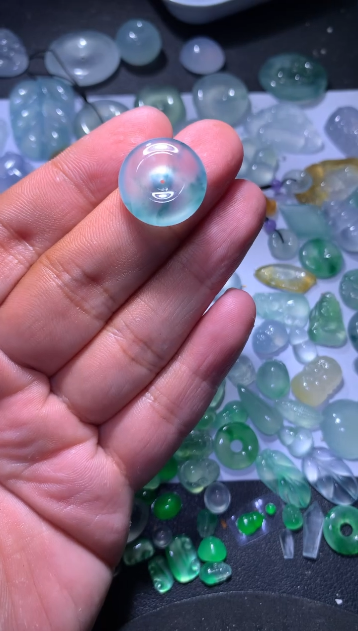 【闪购商品】翡翠颈饰未镶嵌平安扣