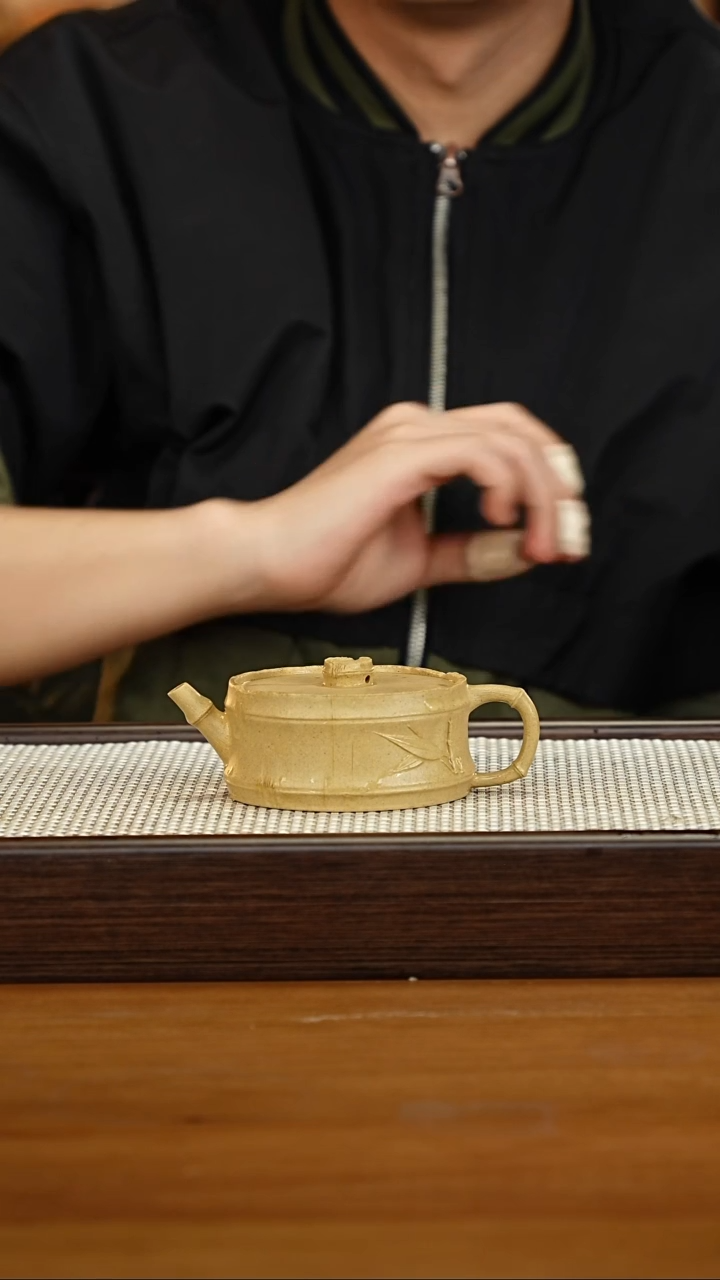 【闪购商品】紫砂茶壶段泥残竹150cc