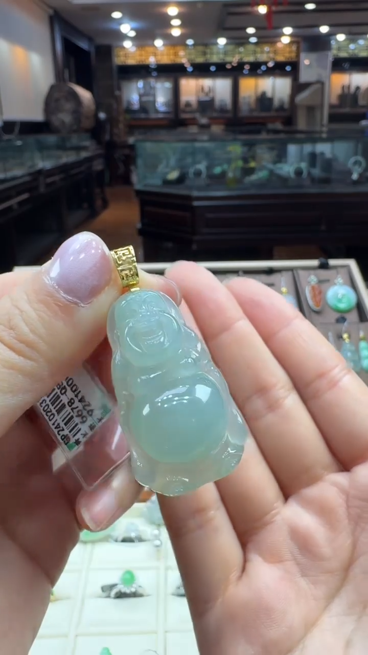 【闪购商品】翡翠颈饰18K金镶嵌佛