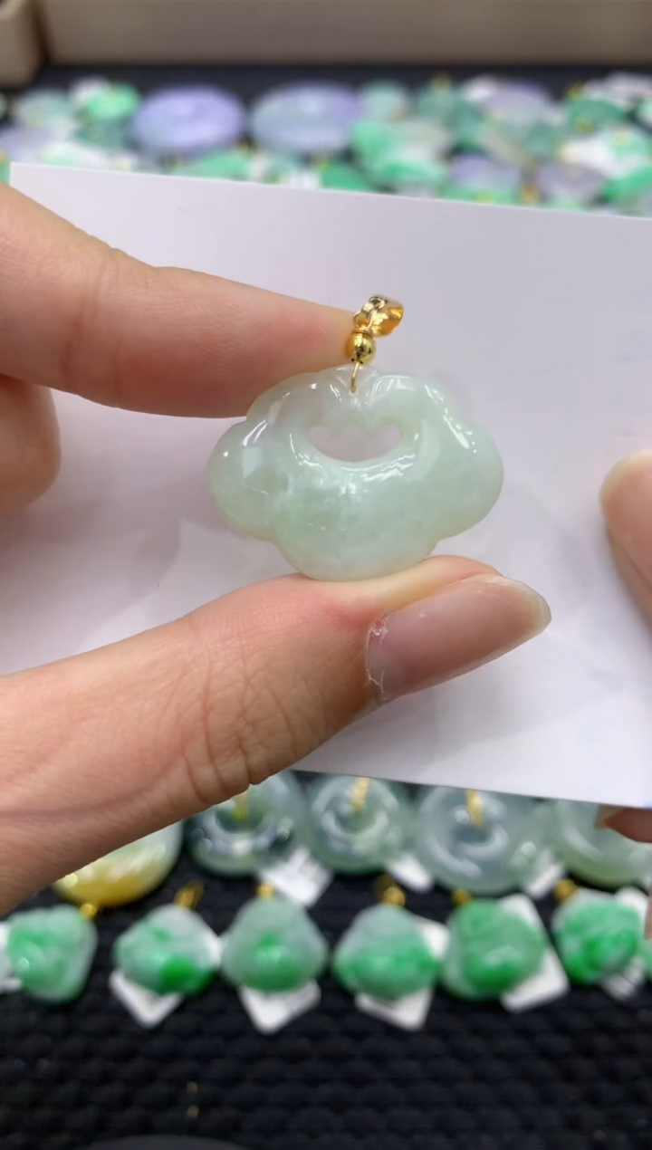 颈饰未镶嵌翡翠天然缅甸翡翠A货