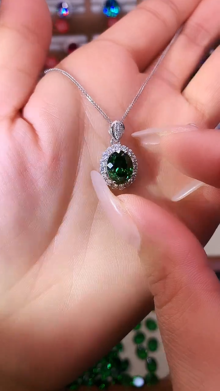 吊坠(赠链)银S925镶嵌碧玺.......