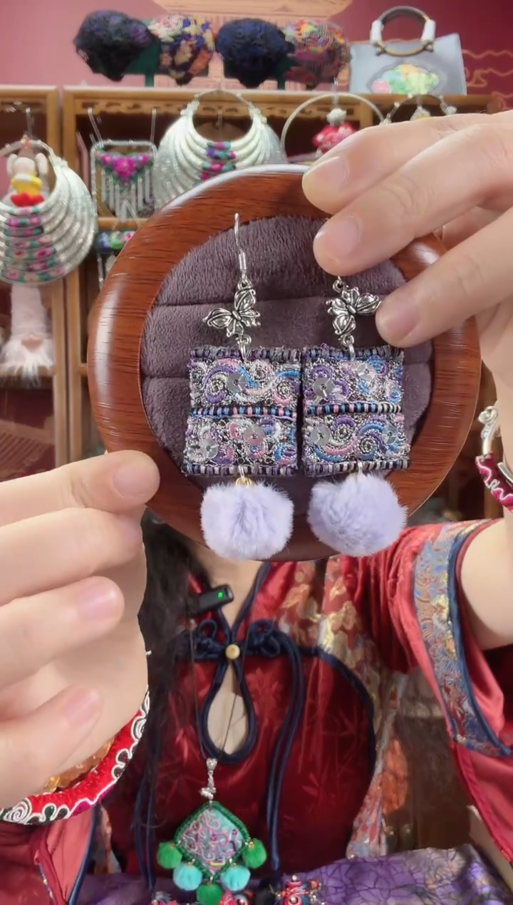 刺绣耳环40甜甜家