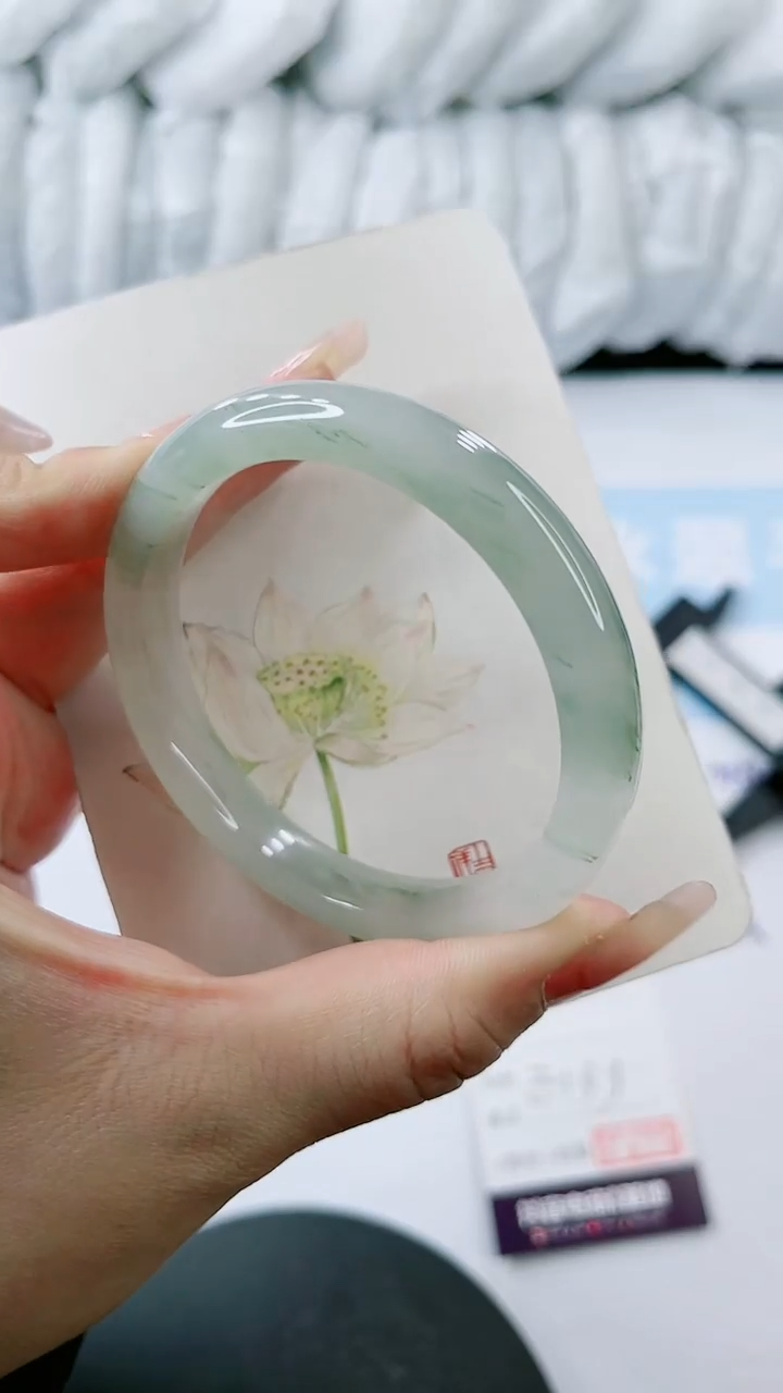 【闪购商品】石英质玉手镯未镶嵌多样性发货E133