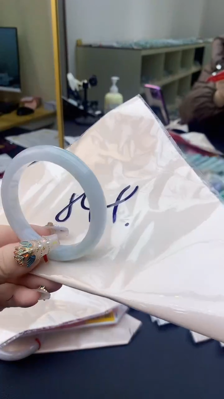 【闪购商品】翡翠手镯未镶嵌0062222779