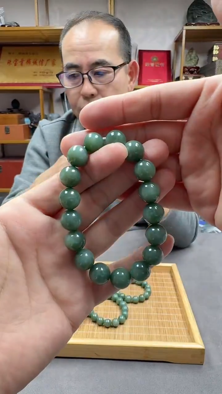 未镶嵌手链和田玉12俄瓷蓝