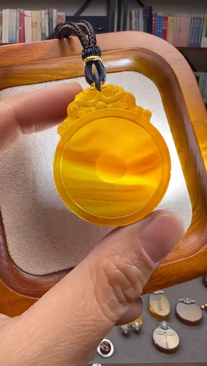 【闪购商品】琥珀颈饰未镶嵌福贝吊坠