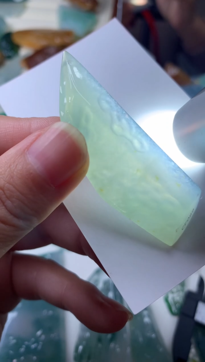 【闪购商品】翡翠颈饰未镶嵌吊坠