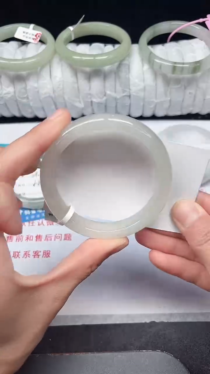 未镶嵌手镯石英质玉353-56/57