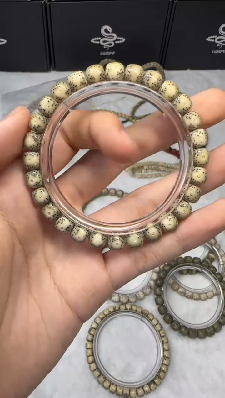 手串星月菩提大眼睛