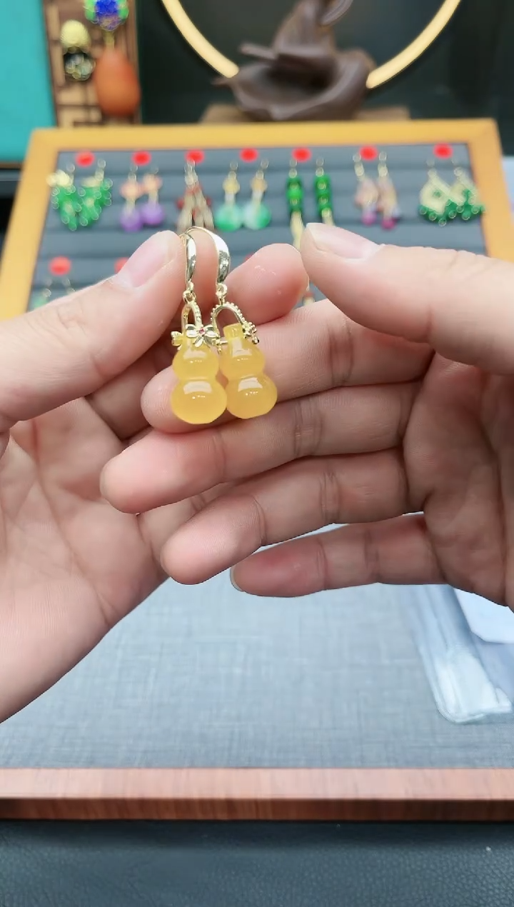 【闪购商品】玛瑙/玉髓耳钉银S925镶嵌333000