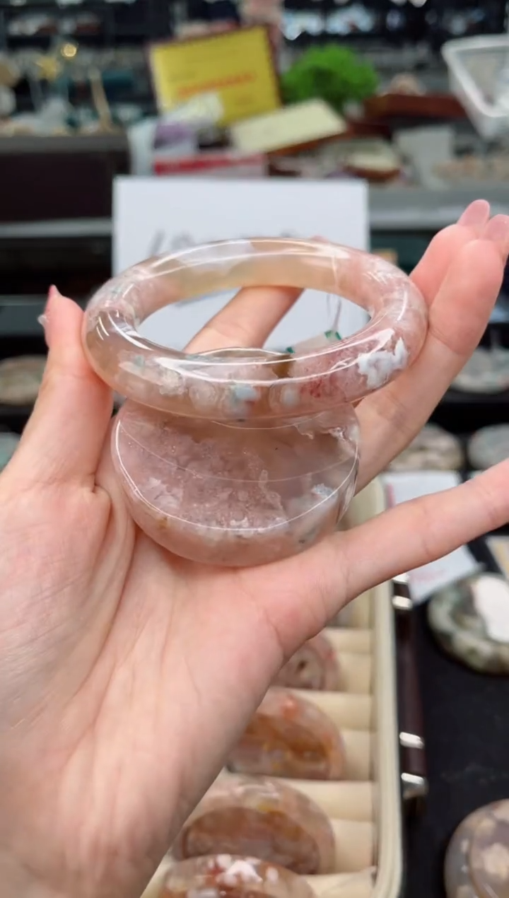 石英质玉未镶嵌手镯55圈口（赠品镯心）6511532