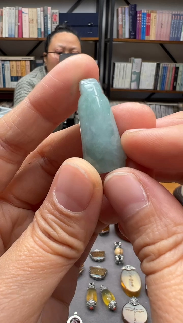 【闪购商品】翡翠颈饰未镶嵌翁仲 吊坠