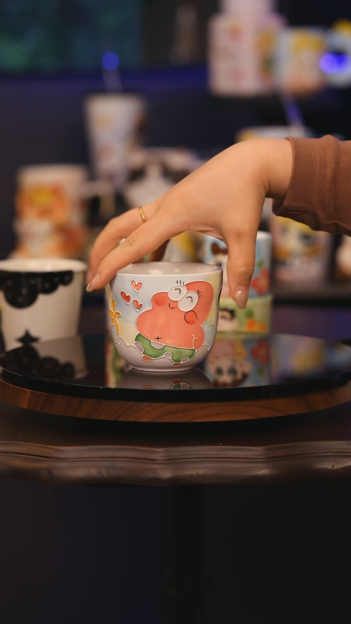 【闪购商品】摆件景德镇釉下彩绘设计师款式陶瓷