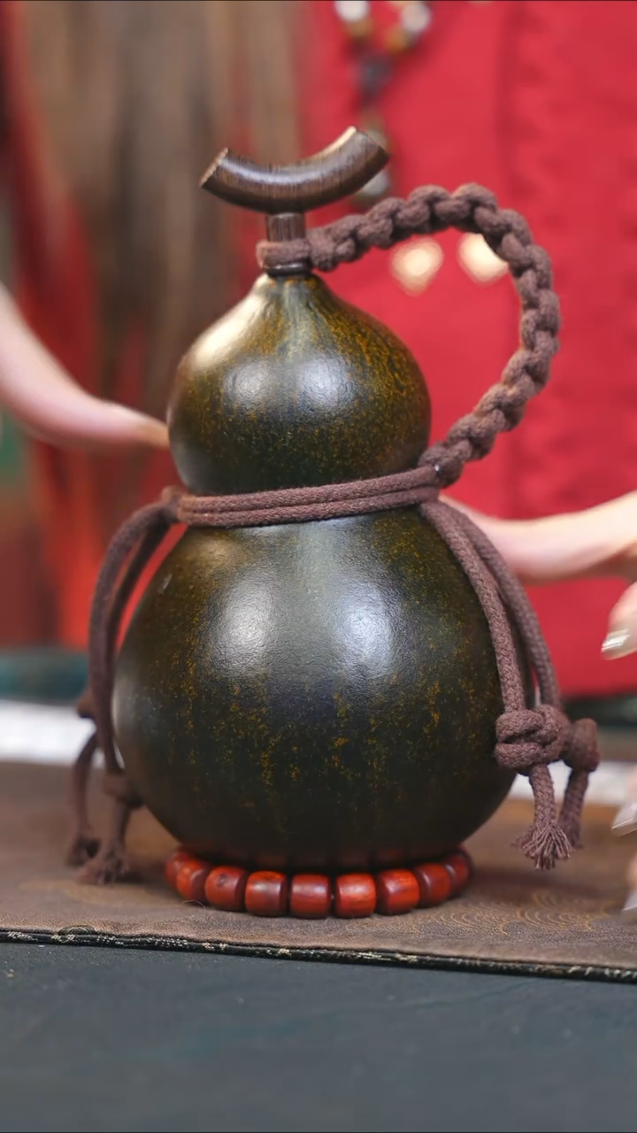 【闪购商品】WX236大漆酒葫芦不包手串及旋转底座