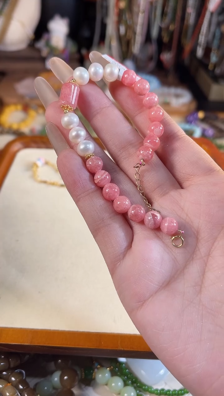 【闪购商品】菱锰矿（红纹石）手串未镶嵌多样性发货其一