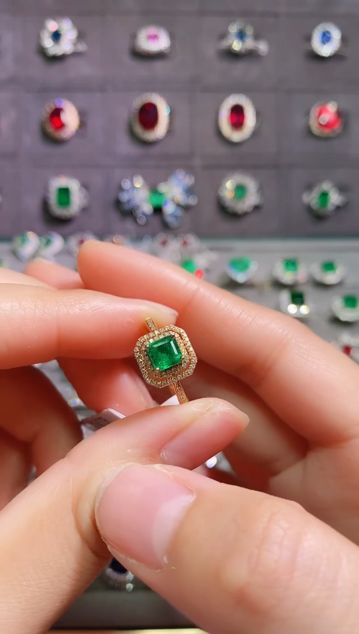 【闪购商品】祖母绿18K金戒指18K金镶嵌1