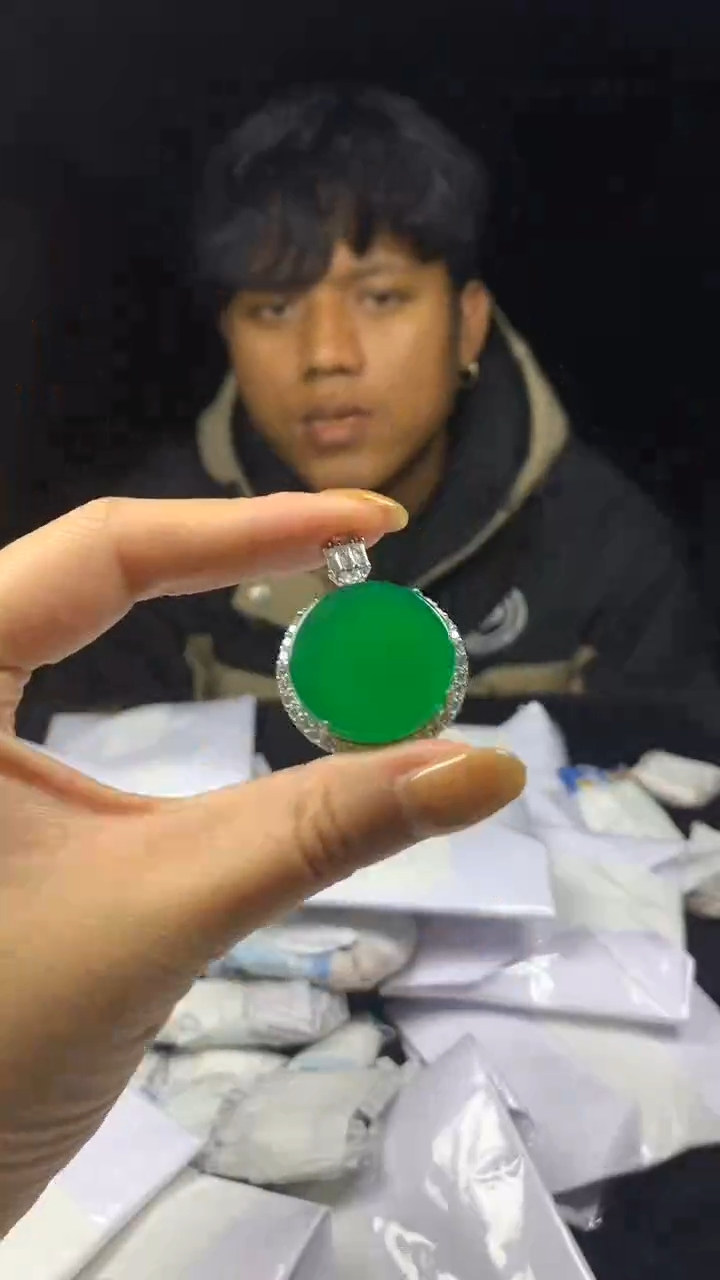 满色吊坠 所见即所得！！