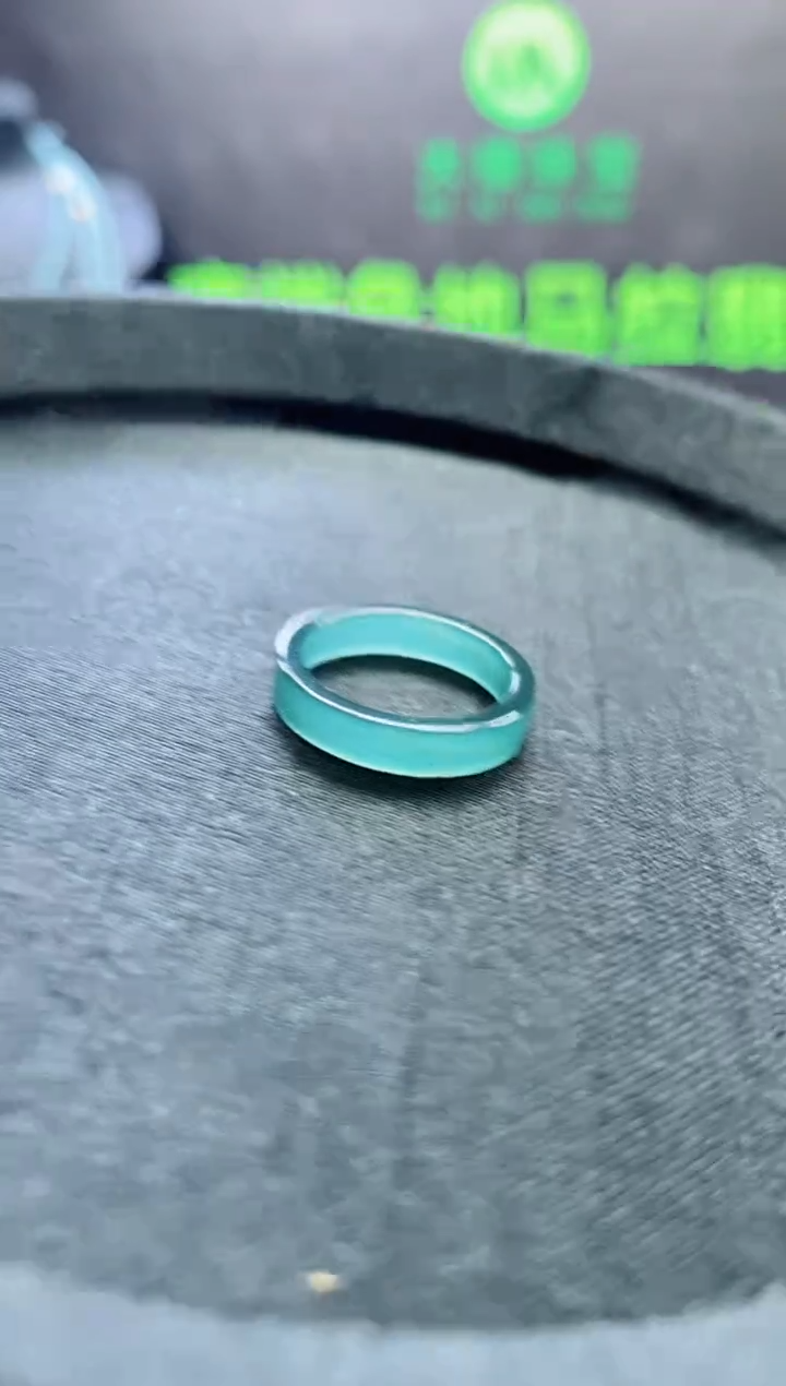 颈饰未镶嵌翡翠1071382075