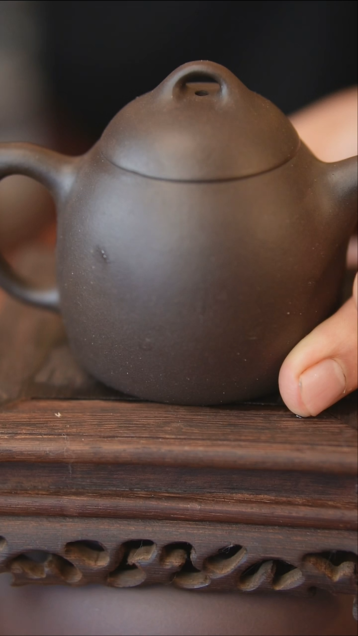 茶壶紫砂200cc 黑金沙 秦权 