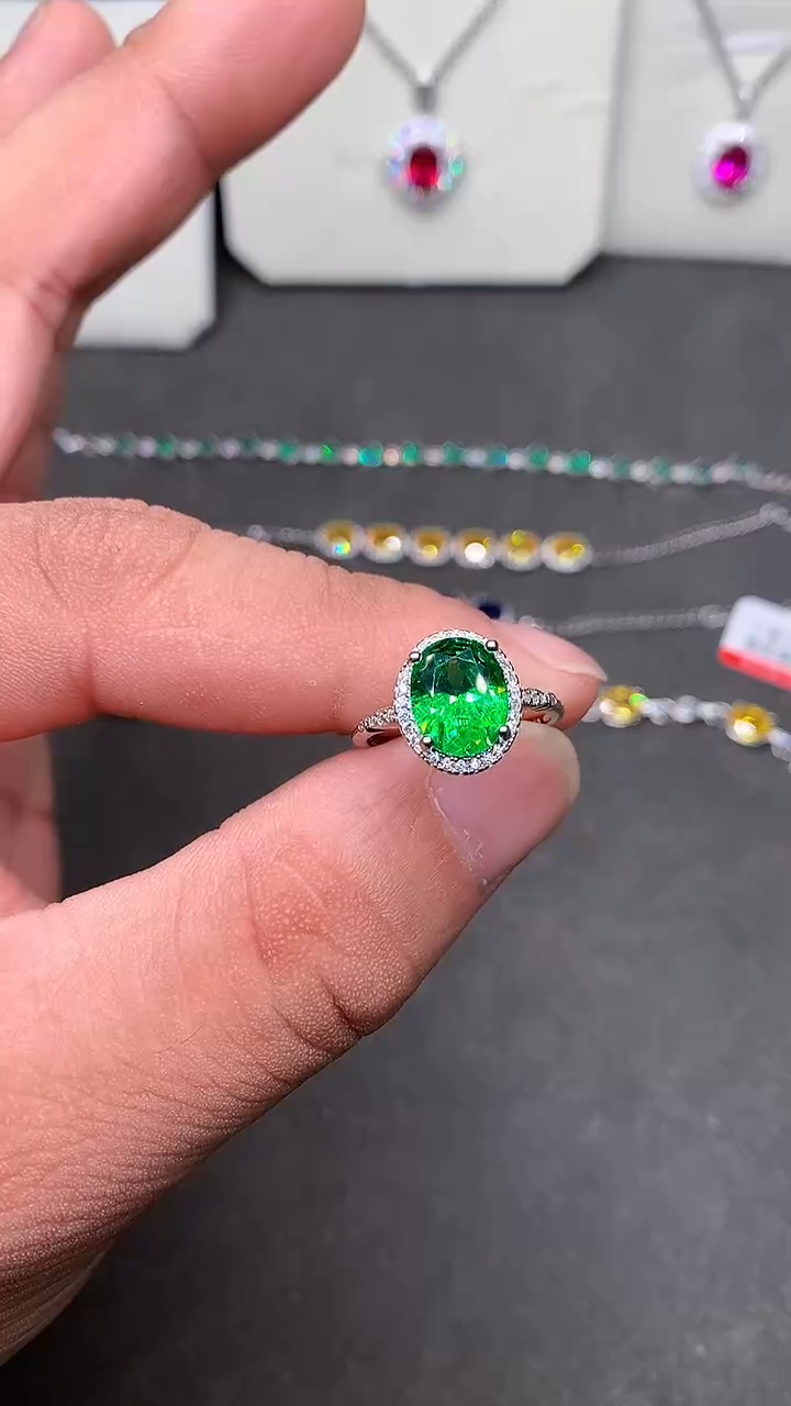 【闪购商品】石榴石（沙弗莱）戒指银S925镶嵌.........