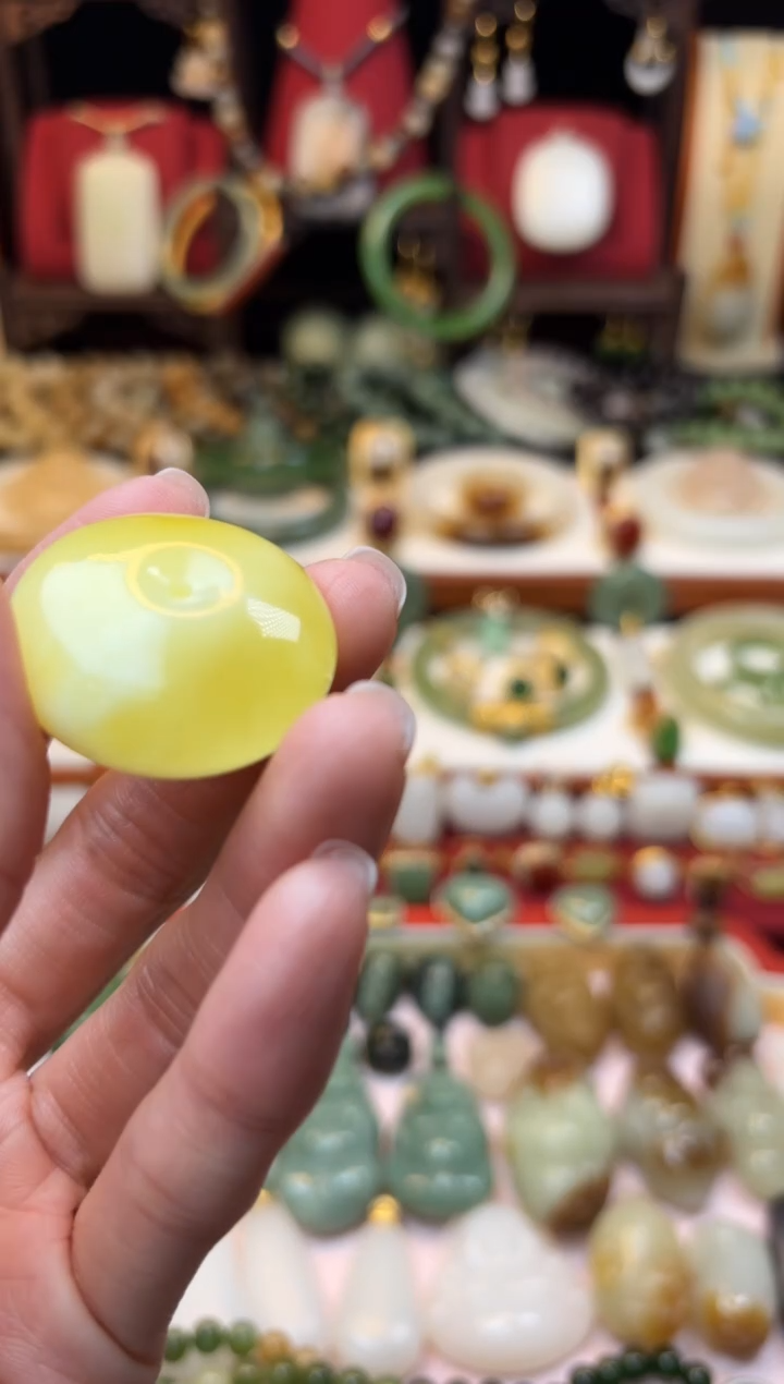 【闪购商品】琥珀颈饰未镶嵌福利