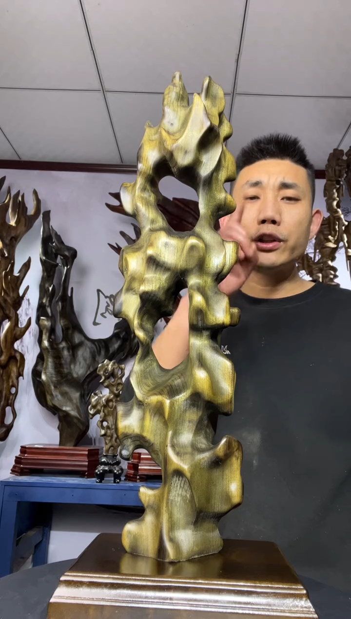 金丝楠木雕款A****辉金丝楠木工艺品摆件