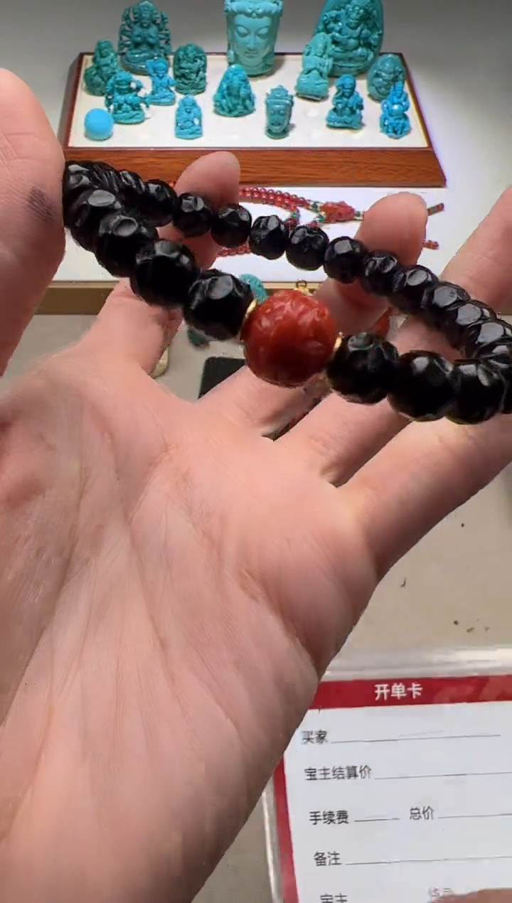 【闪购商品】椰蒂吊坠18K金镶嵌手串手串