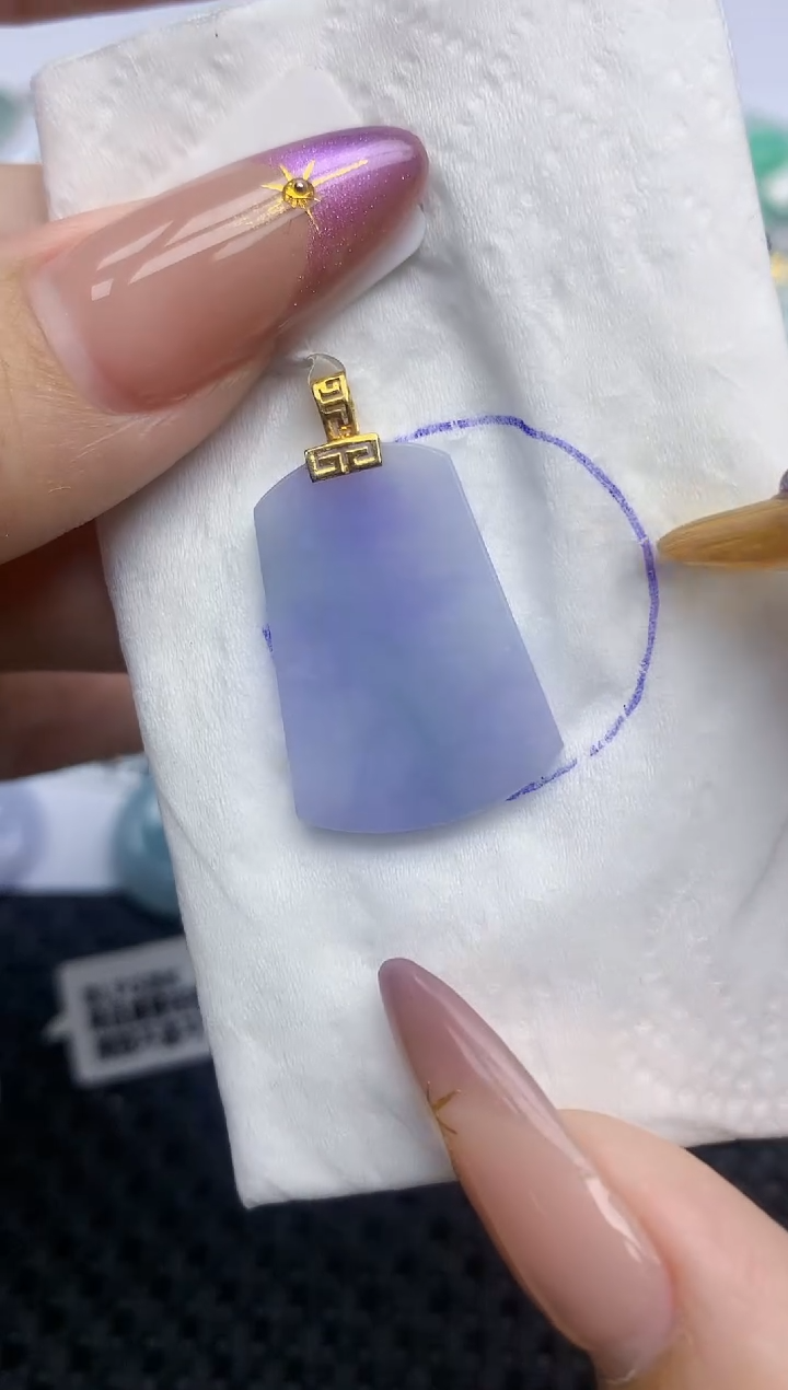 翡翠18K金镶嵌颈饰   天然翡翠A货  百元以上9米证书费自理